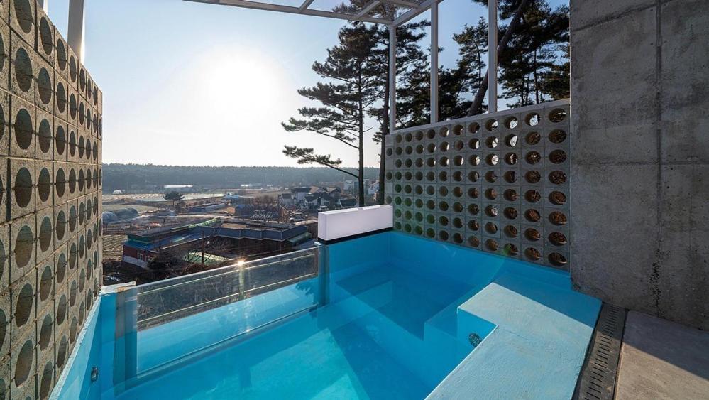 Taean Oaten Pool Villa Chambre photo